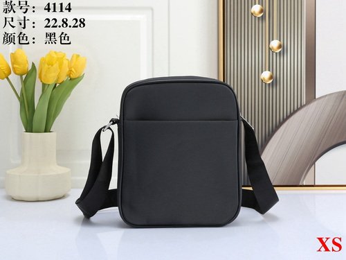 Lacoste Bag XS 4114 Bag Size 22-28-8 cm