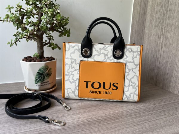 T0US medium shopping bag with long strap 62004