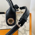 T0US medium shopping bag with long strap 62004