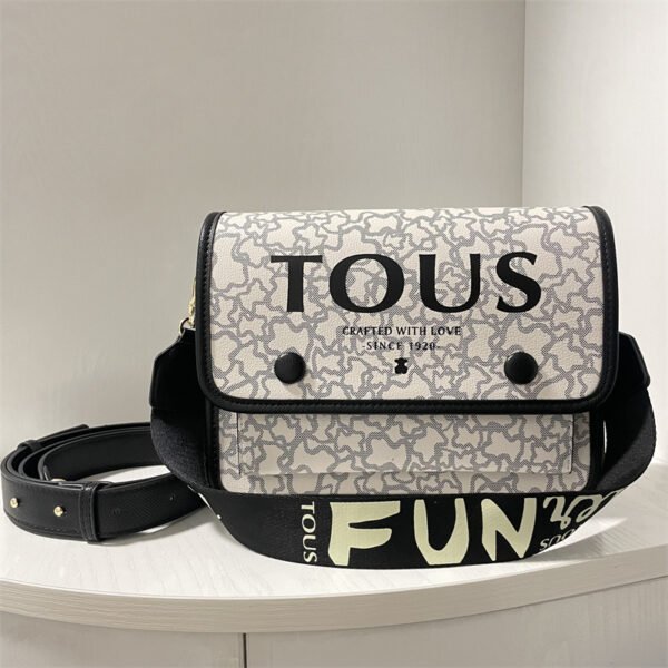 tous medium messenger bag 62009-8