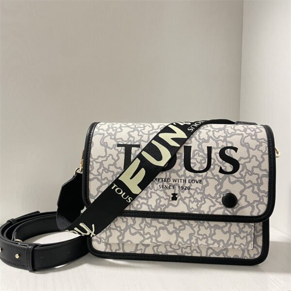 tous medium messenger bag 62009-8