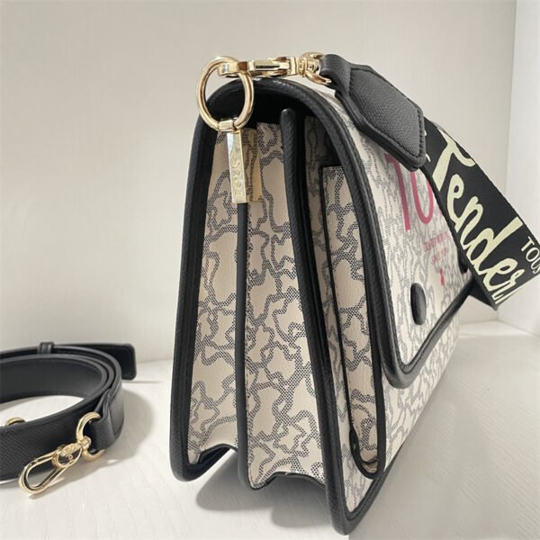 tous medium messenger bag 62009-8