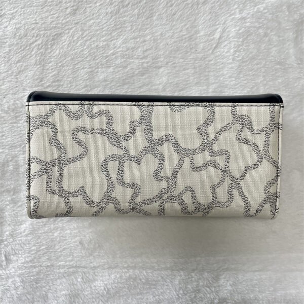 T0US long wallet 30370