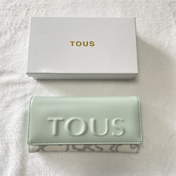 T0US long wallet 30370