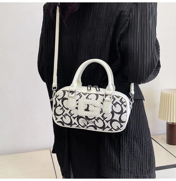 GUESS bag PDD655 size24x7x13cm