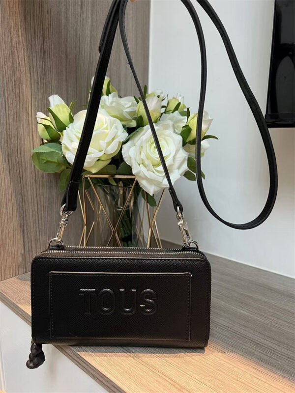 tous wallet with strap 62067 size19.5-10-4cm