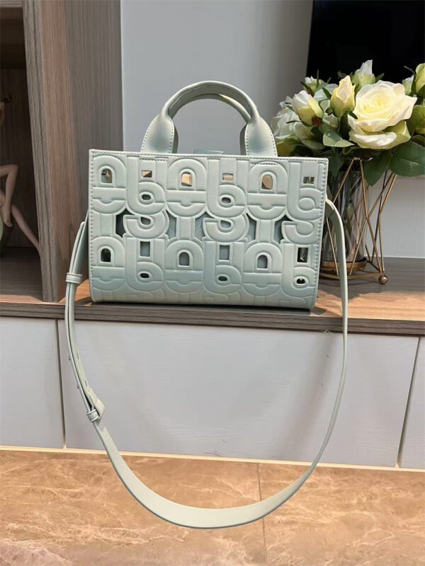tous bag 62069 size27-18-14cm