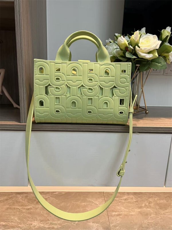 tous bag 62069 size27-18-14cm