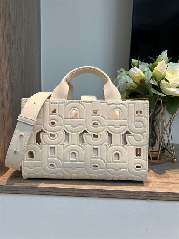 tous bag 62069 size27-18-14cm