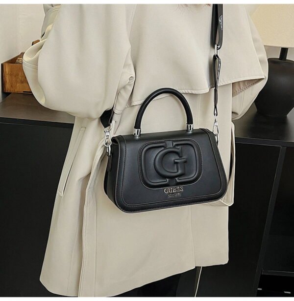 GUESS bag PDD758 size23X9X14cm