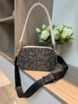 tous kaos messenger bag 62073 size 23-14-8cm