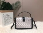 carolina herrera bag C98-1479