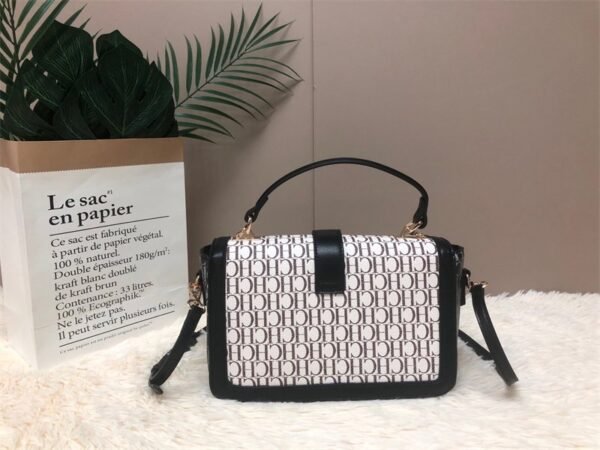 carolina herrera bag C98-1479