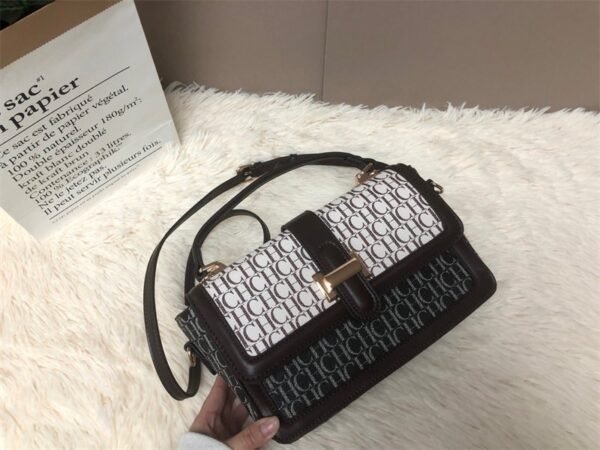 carolina herrera bag C98-1479